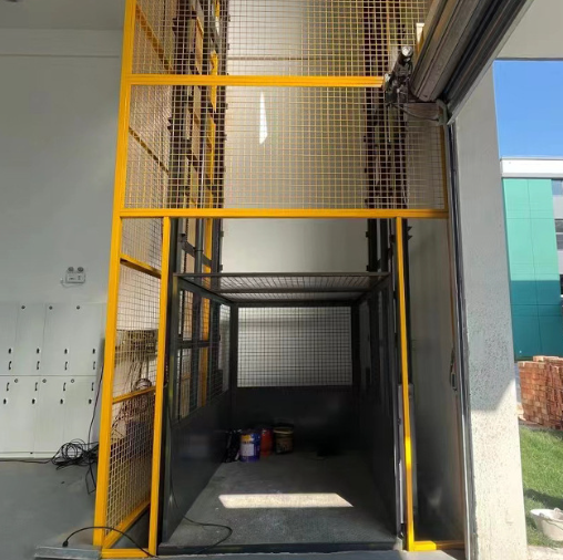 宁夏导轨式升降机助力物流园破解运输难题